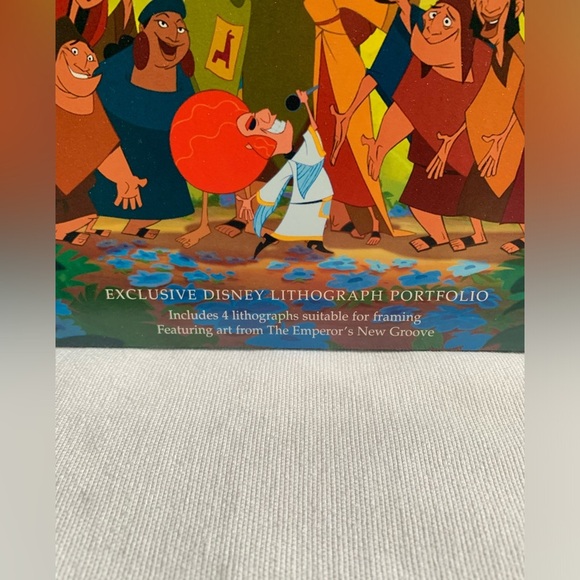 Vintage 2000 Disney’s The Emperor's New Groove Lithograph Portfolio - Picture 3 of 8